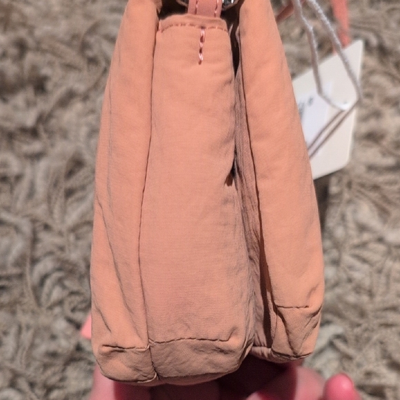 Gisou Peach Cosmetic Bag - Picture 5 of 7